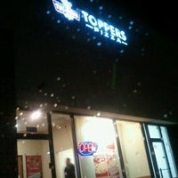 Photo taken at Toppers Pizza by Roberta F. on 11/12/2012