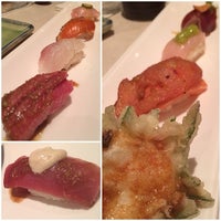 Foto diambil di Sushi MiKasa oleh Renee F. T. pada 12/20/2013