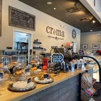 Foto diambil di Créma Espresso Gourmet oleh Africancrab pada 6/30/2022