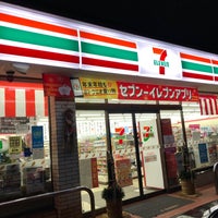 Photo taken at 7-Eleven by yoshi_rin on 12/31/2022