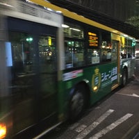 Photo taken at Roppongi Sta. Bus Stop by yoshi_rin on 8/7/2016