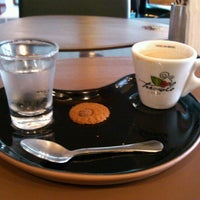 รูปภาพถ่ายที่ Treviolo Café โดย Marco F. เมื่อ 10/8/2012