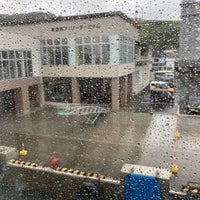 香深港フェリーターミナル Porto 香深港フェリーターミナル Porto