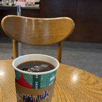 Photo taken at Starbucks by Abdullah on 11/3/2022