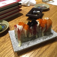 Foto diambil di Isobune Sushi oleh David F. pada 3/20/2017