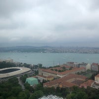 Photo taken at City Lights Restaurant &amp;amp; Bar InterContinental Istanbul by Saud on 5/9/2024