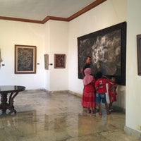 Photo taken at Museum Rudana by Dyah Peni H. on 1/27/2013