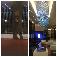 Foto diambil di Park Dedeman Levent Hotel oleh Aslı Cemile Ö. pada 11/19/2015