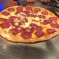 Photo taken at Pizza Bizi by Janner A. on 4/22/2022