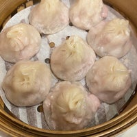 Foto tirada no(a) Beijing Dumpling por Janner A. em 10/28/2022