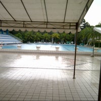 Photo taken at CCAB Swimming Complex by Frodeno L. on 11/4/2012