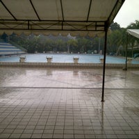 Photo taken at CCAB Swimming Complex by Frodeno L. on 11/25/2012