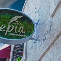 6/12/2018 tarihinde Sepia restauranteziyaretçi tarafından Sepia restaurante'de çekilen fotoğraf