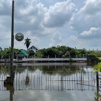 Photo taken at ครัวระเบียงน้ำ by Paul W. on 7/26/2022