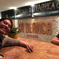 Снимок сделан в Cervecería La Blanca пользователем d5lment 9/14/2019