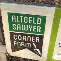 Photo taken at Altgeld-Sawyer Corner Farm by Doug S. on 2/6/2016