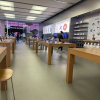 Apple Manchester Arndale City Centre New Cannon Street Mall