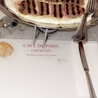 Photo taken at Café de París, L&amp;#39; Entrecot by Mood on 10/11/2021