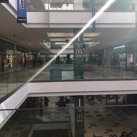 8/10/2022 tarihinde Meghan R.ziyaretçi tarafından Mall of Split'de çekilen fotoğraf