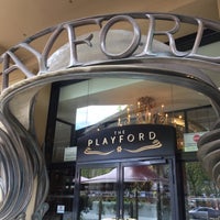 Foto tirada no(a) The Playford Hotel por Andrew P. em 10/23/2016