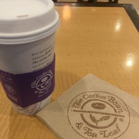 Photo taken at The Coffee Bean &amp;amp; Tea Leaf by Sunny S. on 8/8/2016