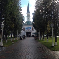 Photo taken at Первая Уфимская Соборная Мечеть by Elza on 9/12/2016