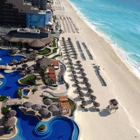 Foto tirada no(a) JW Marriott Cancun Resort &amp;amp; Spa por Ramon R. em 5/8/2013