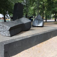 Mika Waltarin Muistomerkki Kuningasajatus Etu Toolo Helsinki Uusimaa