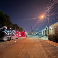 Photo taken at Gilley&amp;#39;s Dallas by Danny G. on 7/13/2022