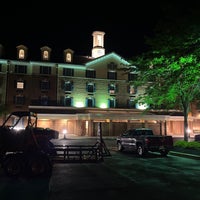 Photo taken at Holiday Inn Express State College @williamsburg Sq by Danny G. on 7/22/2022