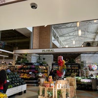 Photo taken at Pete&amp;#39;s Fresh Market by Danny G. on 9/17/2022