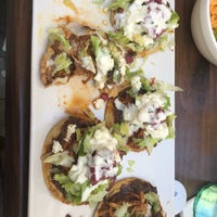 Foto diambil di El Azteca Mexican Restaurant &amp;amp; Bar oleh Ana Rosa B. pada 7/28/2018