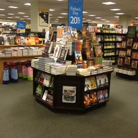 Barnes Noble Booksellers Ala Moana Kakaako 1450 Ala Moana Blvd