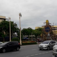 Photo taken at Khok Wua Intersection by Jimime T. on 6/7/2018