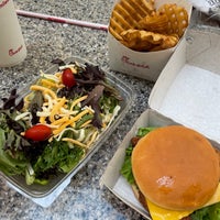 Photo taken at Chick-fil-A by Dia on 5/28/2022