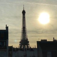 Photo taken at Hôtel Les Jardins Eiffel by Katharina E. on 4/17/2022
