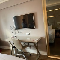 Photo taken at Hotel NH Collection Brussels Grand Sablon by 妙子 清. on 7/21/2022