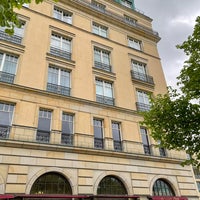 Foto tirada no(a) Hotel Adlon Kempinski Berlin por Jason d. em 4/15/2024