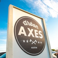 รูปภาพถ่ายที่ Urban Axes Austin โดย Urban Axes Austin เมื่อ 6/4/2018