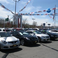 6/21/2016 tarihinde Atlantic Nissan Superstoreziyaretçi tarafından Atlantic Nissan Superstore'de çekilen fotoğraf