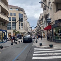 Photo taken at Rue d&amp;#39;Antibes by SAW7 . on 11/24/2021