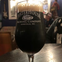 Photo taken at Oyster House Brewing Company by Kenny L. on 11/5/2019