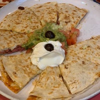 Снимок сделан в Azteca Mexican Restaurant Matthews пользователем Shani A. 8/21/2023
