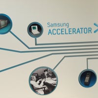 รูปภาพถ่ายที่ Samsung Accelerator โดย Bruce J. เมื่อ 8/19/2013