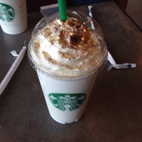 Photo taken at Starbucks by Iva D. on 12/14/2014