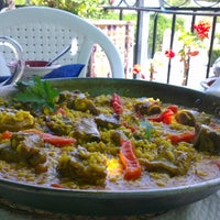 6/19/2013 tarihinde Steph B.ziyaretçi tarafından Restaurante Los Naranjos'de çekilen fotoğraf