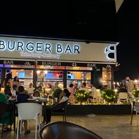 Снимок сделан в Burger Bar пользователем . 8/11/2022