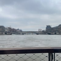 Photo taken at Bateaux Parisiens by Rno♉️80&amp;#39;s on 1/7/2024
