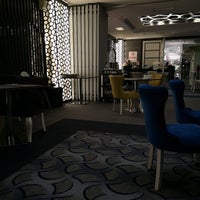 Foto diambil di Demonti Hotel oleh Zoya pada 1/1/2020