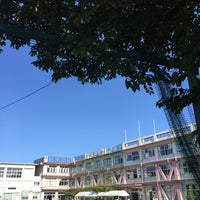 Photo taken at 八幡小学校 by Toraneko P. on 5/29/2015